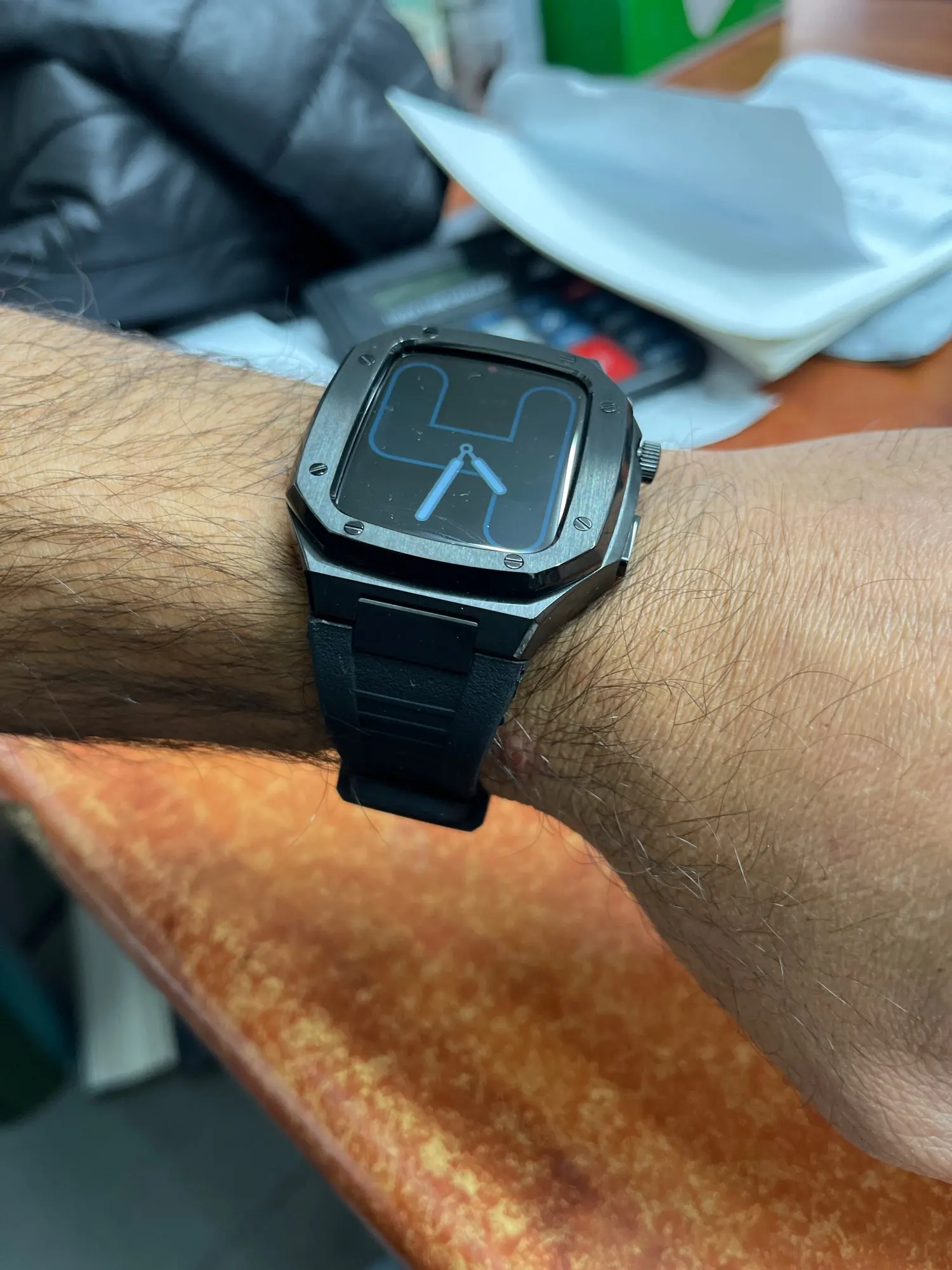Ghost™ Luxury Apple Watch Case – The 