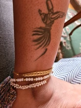 Docona-tobillera multicapa de cuentas para mujer, color blanco, con carcasa de oro, borla de punto, brazalete en capas, joyería para pies 8408