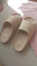 Zapatillas de goma EVA para interiores para hombre y mujer, zapatos ligeros suaves de alta calidad, mismo estilo, para Primavera e invierno, promoción, 2020