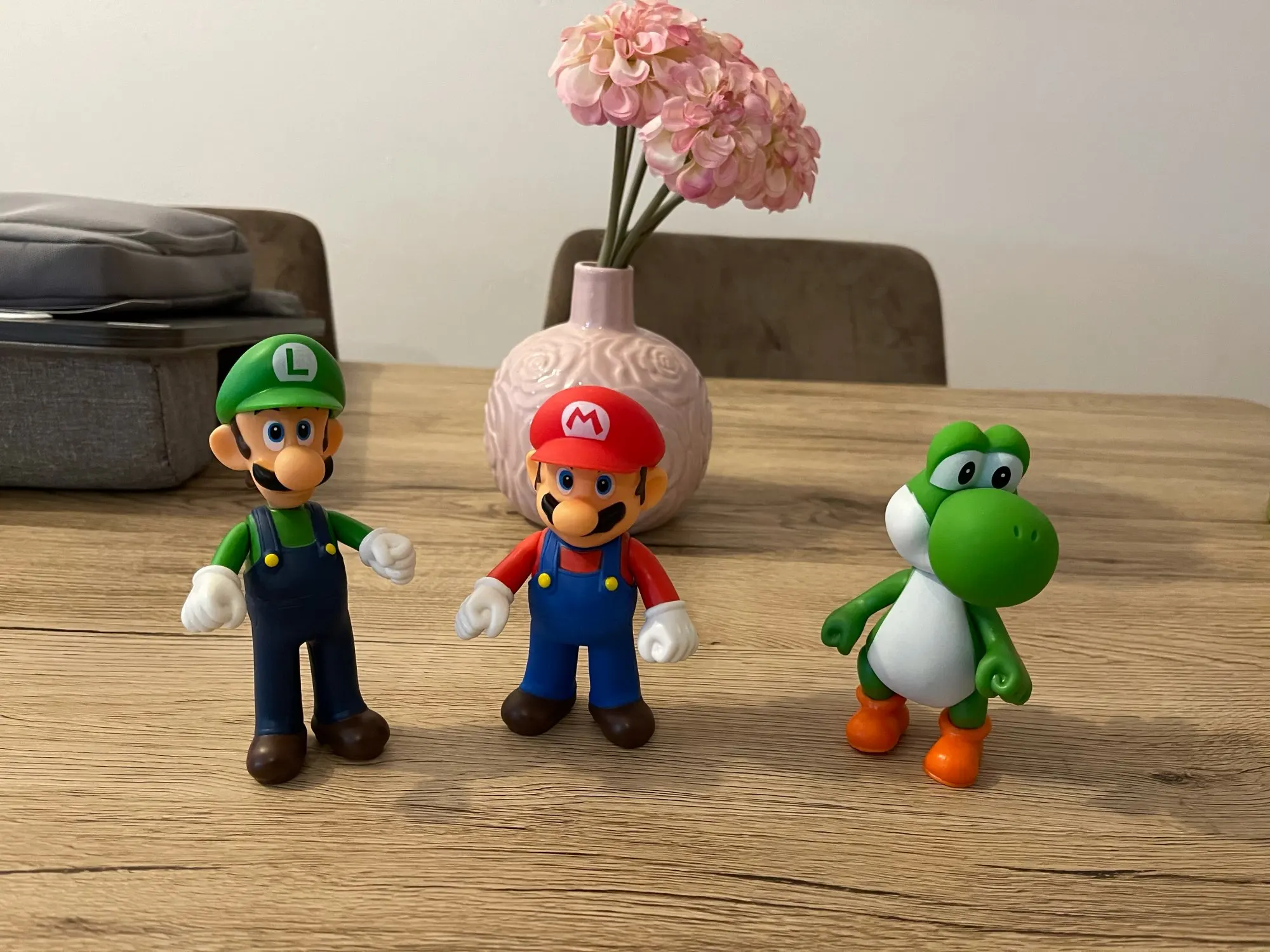 Details about   3pcs/set Super Mario Bros Action Figure Toy Luigi Mario Yoshi Doll Gift 13CM 