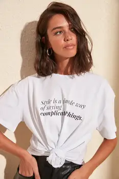 

Trendyol Printed Asymmetrical Knitted T-Shirt TWOSS20TS0220