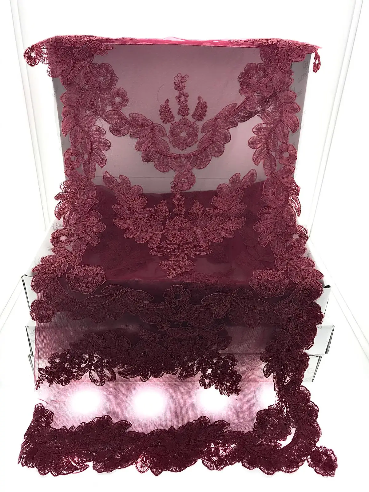 

Burgundy Salon Set 16 Piece Tulle meari 06