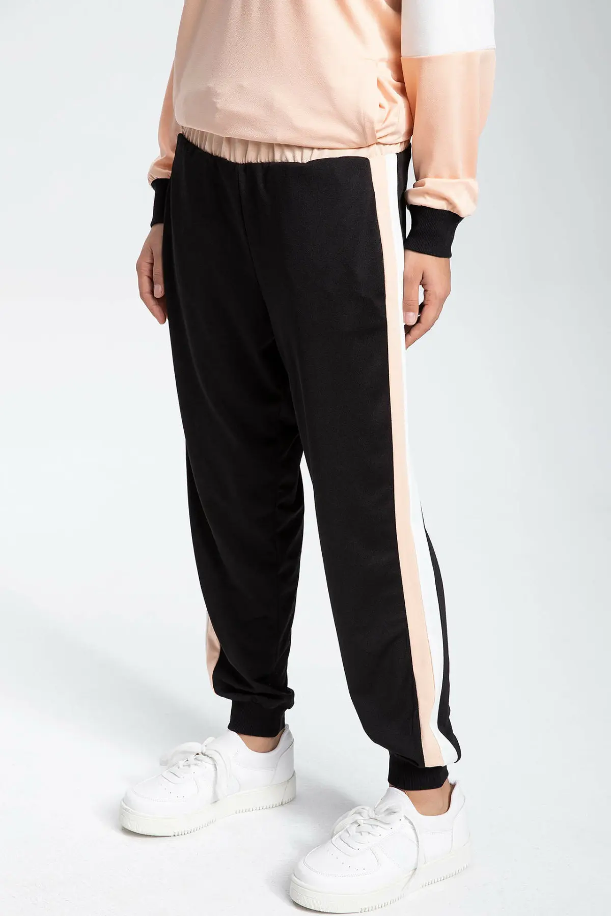 

DeFacto Women's Sport Drawstring Waist Black Jogging Pants Lady Outdoor Running Loose Training Sweatpants Female-K8109AZ18CW