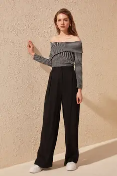 

Trendyol Cross Bantllı Knitted Blouse TWOSS19DU0107
