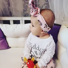 Conjunto de ropa para niñas pequeñas, Tops de manga larga con letras para recién nacidos, pantalones informales con estampado, diadema, trajes para niños pequeños