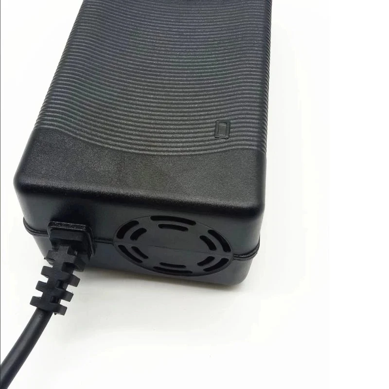 Carregador de Bateria de Lítio para Motociclista Elétrico Carregador de Bateria Li-ion Carregamento Rápido Kugoo g1 Scooter Elétrico 14s 52v 4a 58.8v - Image 5