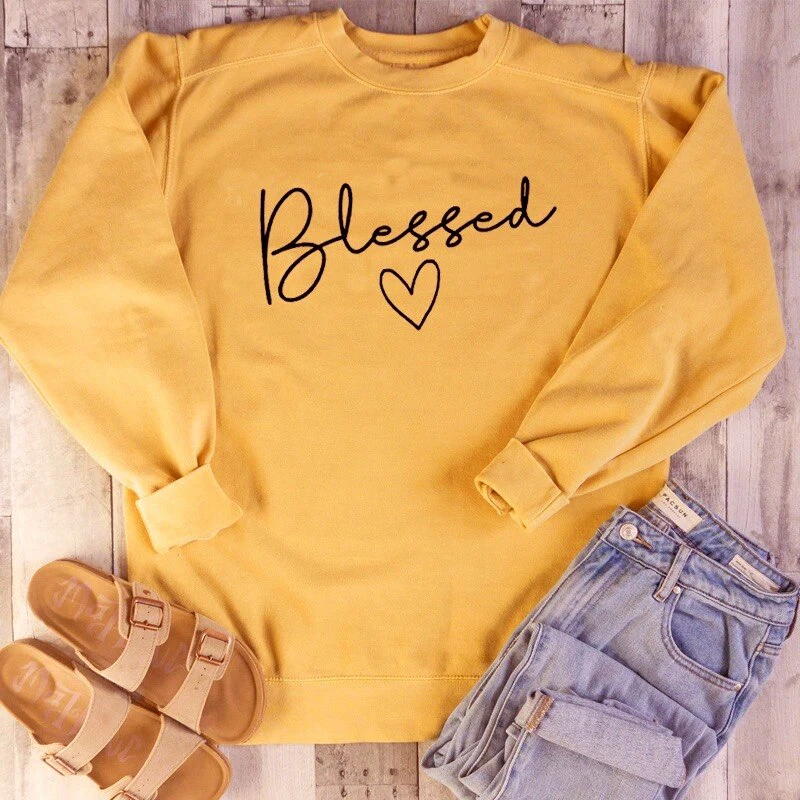 

Blessed Heart Sweatshirt New Women Long Sleeve Slogan Pullovers Outfits Casual Autumn Crewneck Thanksgiving Holiday Gift Hoodies