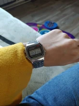 Reloj Digital de lujo de oro rosa para mujer, pulsera electrónica LED de acero ultrafino, luminoso