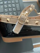 Sandalias de cuero con remaches para niñas, zapatos planos de baile, de princesa, nude, 2020