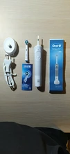 Oral B Vitality D100 CrossAction, Cepillos de dientes Eléctricos Recargables Blanco/Negro, limpieza 2D, cabezal oscila y rota