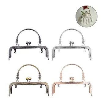 

Four-color mixed square embossed portable three-flower lace hand-handle gold 18cm-1 set (including 5)