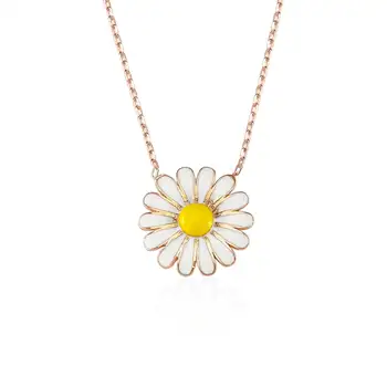 

Silver Daisy Necklace