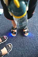 Sandalias LED para niños, zapatos luminosos de verano para niños, sandalias deportivas brillantes para niños y niñas, zapatos de playa suaves destellantes para niños pequeños