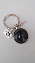 Llavero con 26 letras y nombre, colgante con lente de cámara SLR, joyería de personalidad para fotografía