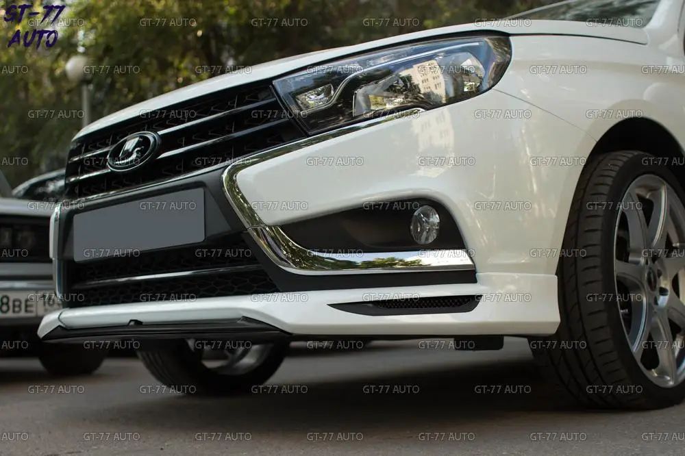 Клыки и центральная вставка на передний бампер для Lada Vesta- декор накладки молдинг внешний материал ABS пластик стайлинг тюнинг