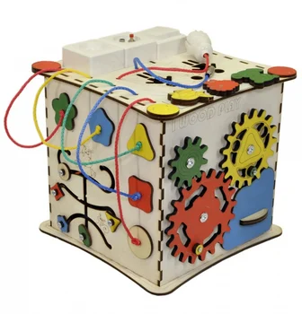 

Bizyboard cube developing with an electrician (light indication unit)