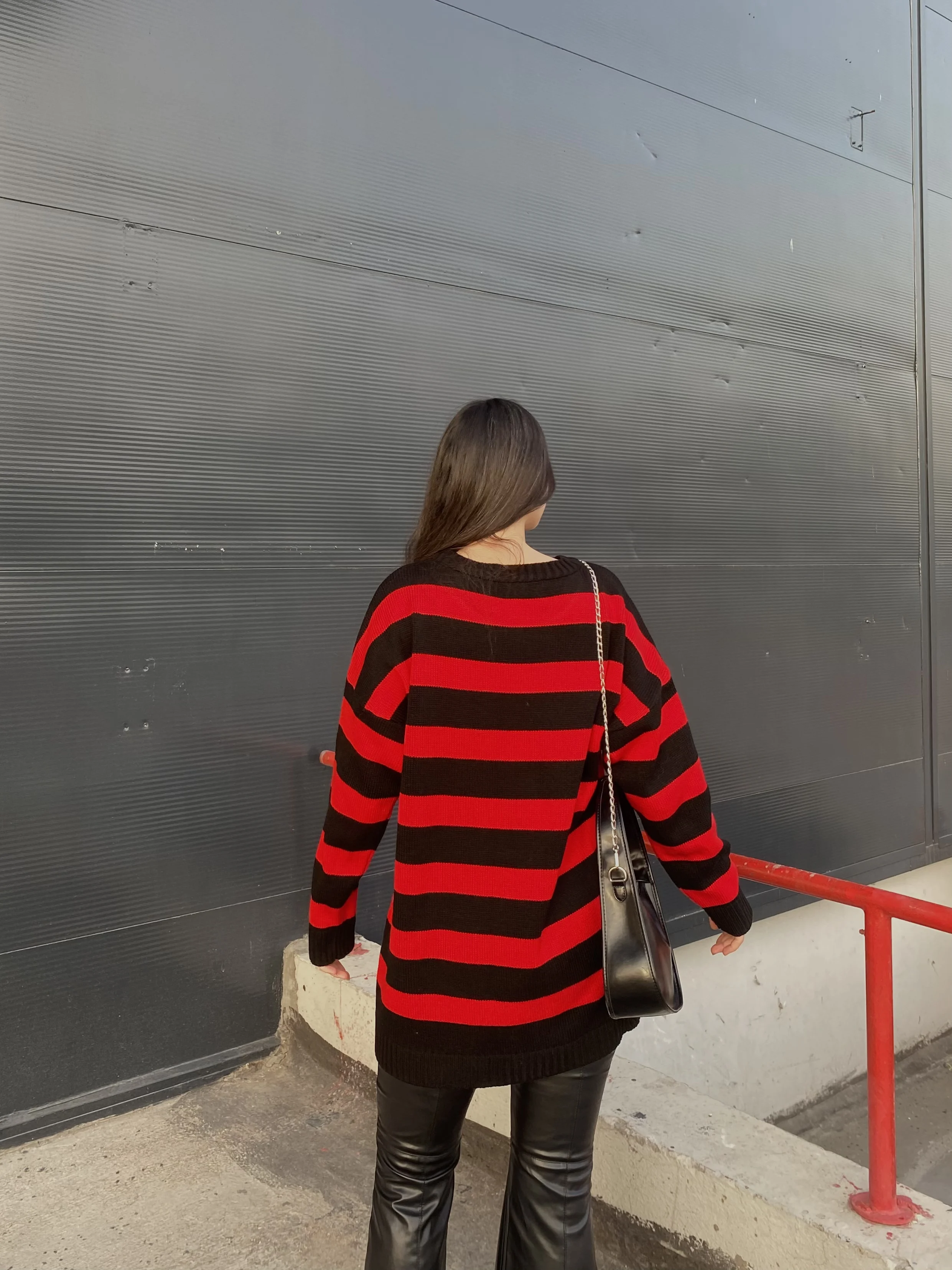 Kurt Cobain Pull Rouge Et Noir Kurt Cobain – pull rayé rouge et noir, pull surdimensionné, Grunge, mode  pour femmes, pull en tricot, Punk Rock 90, Nirvana, gothique | AliExpress