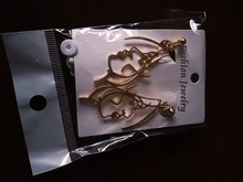 Pendientes de Clip de Cara hueca con estilo abstracto para niñas, sin Piercing, aretes con abalorio llamativo, novedad de 2019