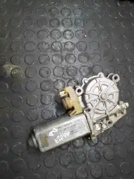 

0130821503 WINDOW MOTOR FRONT RIGHT MERCEDES S-CLASS (W140) SALOON