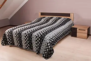 

Bedspread quilted "patcwork"
