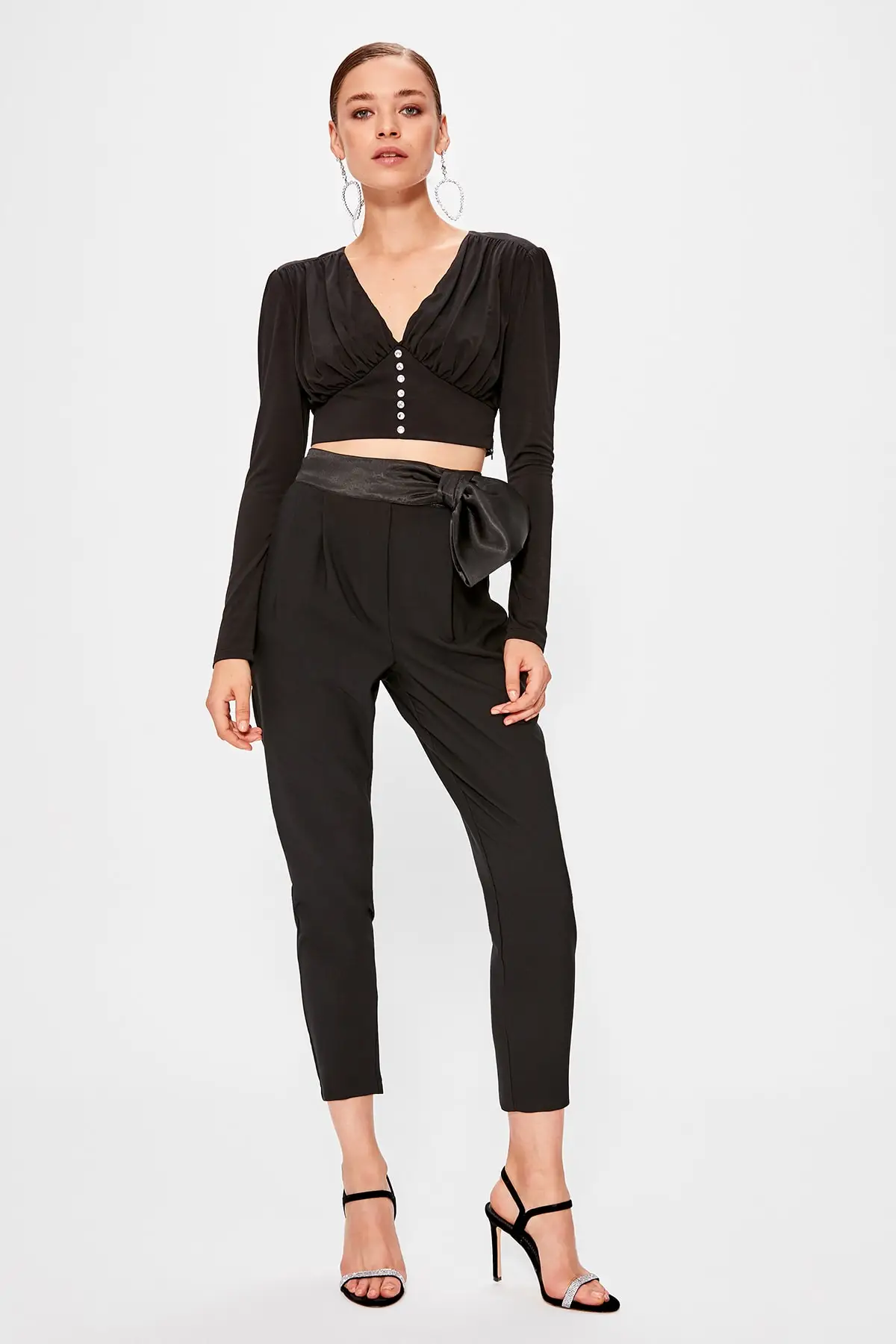

Trendyol Black Ribbon Detail Pants TPRAW20PL0157
