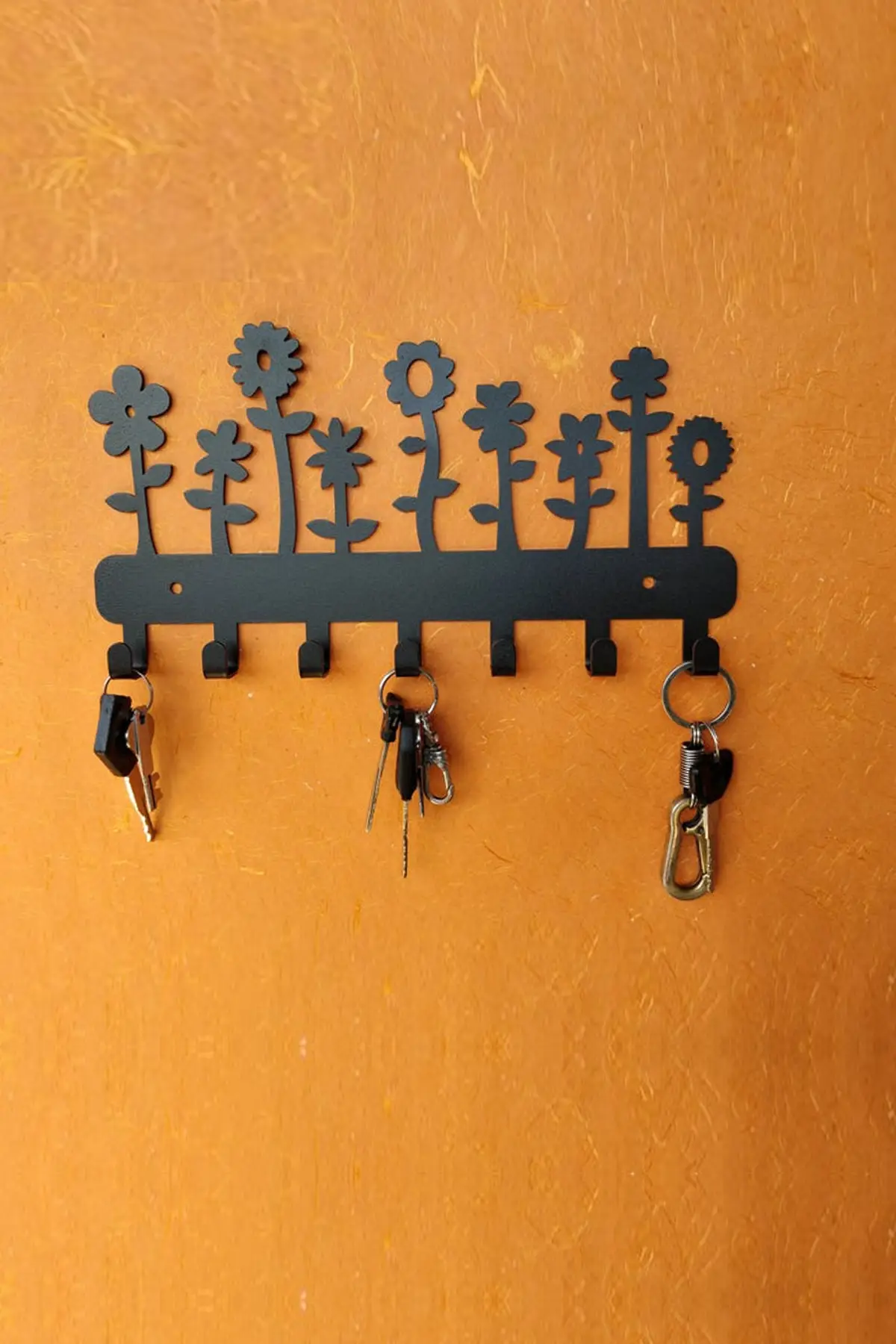 

Metal Key Holder - Decorative Metal Keychain