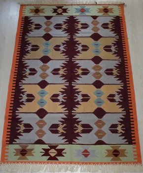 

Turkish Ushak Handmade Wool Kilim Rug 4' x 5' / 116cmx172cm For Living Room Dining Room Kitchen