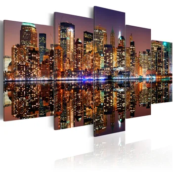

-New York framework reflected in the river-100x50 cm