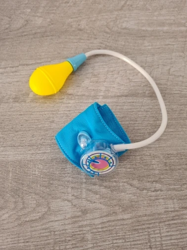 Zabawka do udawania dzieci lekarz zabawki medyczne 2-4 lata zestaw lekarza zestaw dla dzieci mówienie w domu lekarz pielęgniarki