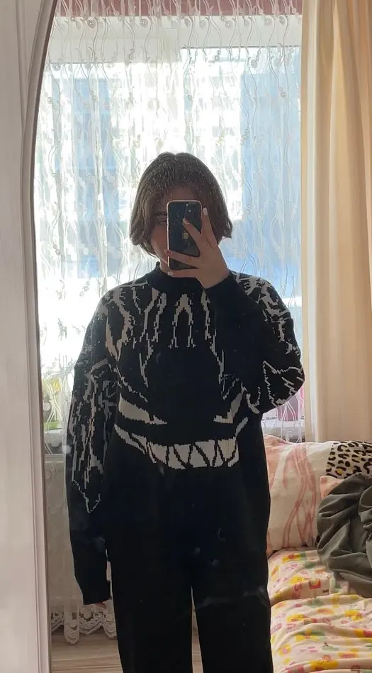 Harajuku Sweater with Devil smile photo review