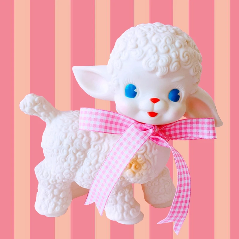 

16cm INS Fashion Cartoon Animals Sheep Dolls Vintage Rubber Lamb Dolls with Bow Cute Kawaii Dolls Gifts for Girls Kids Children Birthday Xmas Gifts Holiday Home Decor