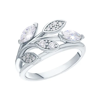 

Silver ring with cubic zirconia sunlight sample 925