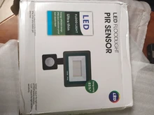 LED Floodlight Reflector Motion-Sensor Waterproof IP66 Wall 220V Warm White PIR