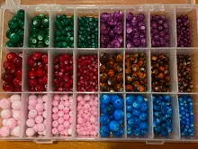 Caja de almacenamiento de plástico para joyas, compartimiento ajustable, caja para pendientes, estuche para joyería, varios tamaños