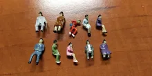 Mesa de arena de 10 uds. Para hombre sentado en casa, modelo de juguete artesanal pintado, figura de la gente, villano sentado, juguete para niños, 1:87