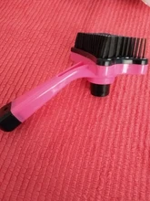 Cepillo para mascotas cepillado de pelo de plástico automático herramienta de eliminación de perro gato peine de pelo suelto para caras de mascotas boquilla de piel aseo azul, rosa, naranja