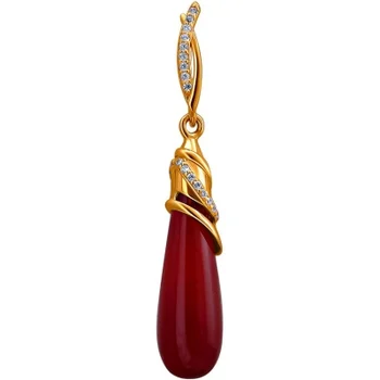 

Esthete pendant with agate and cubic zirconia with gilding