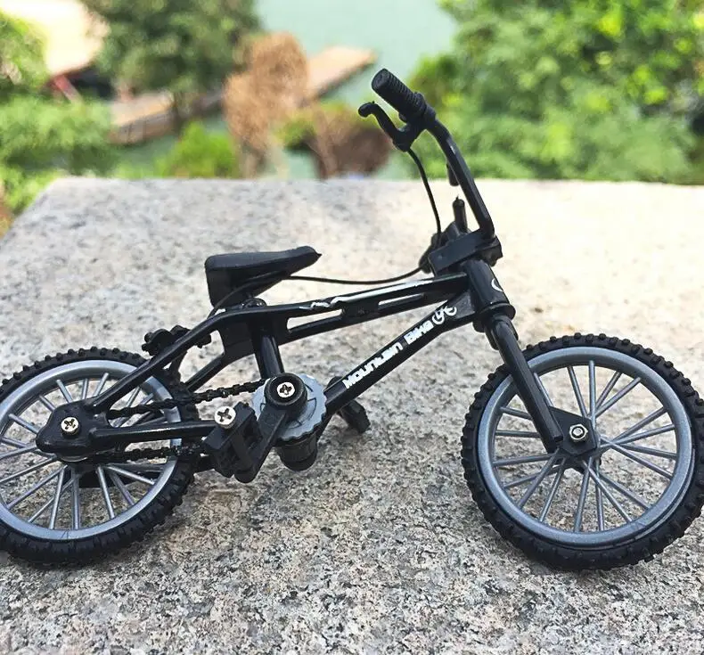 bicycle 33   -