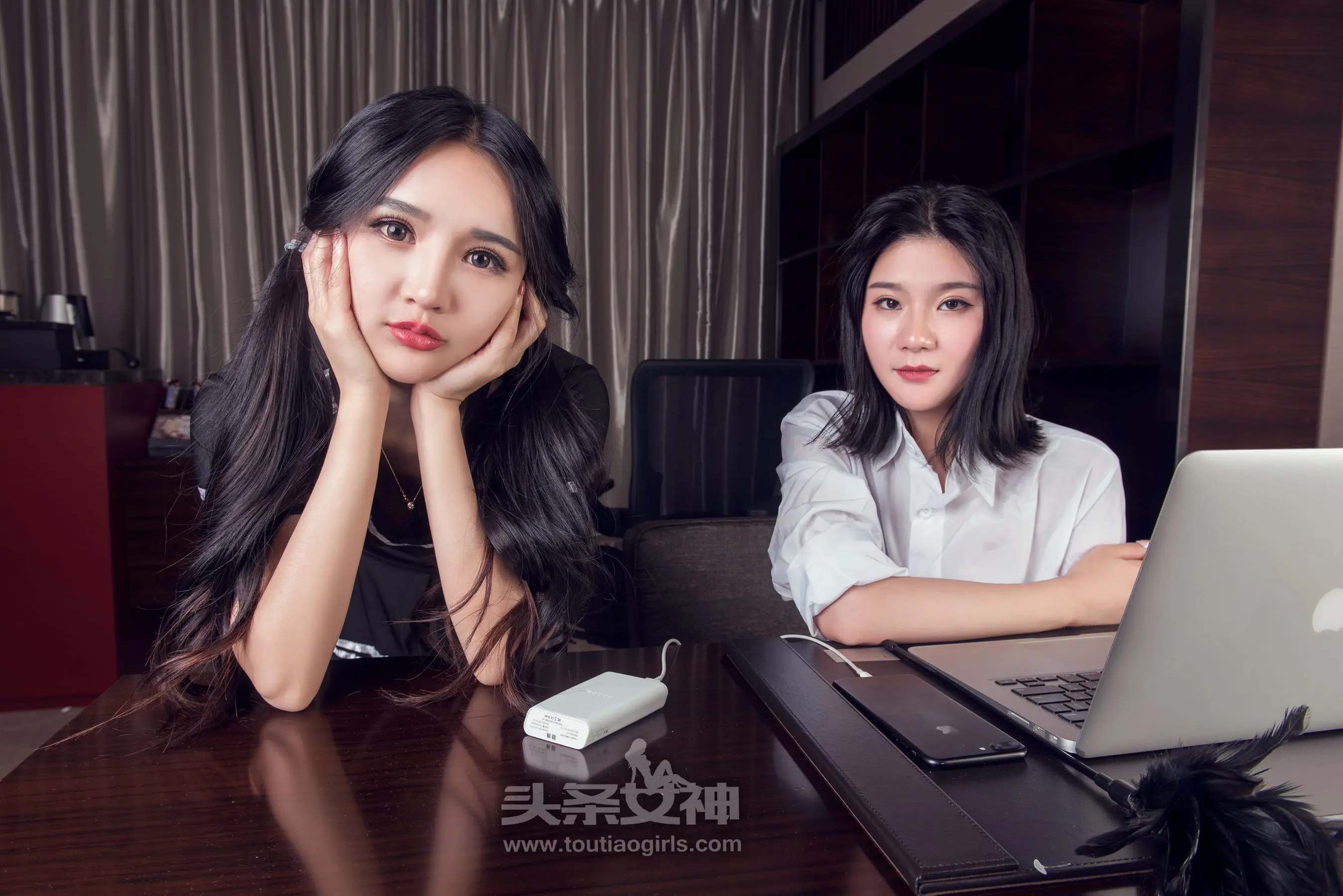 [TouTiao头条女神] 2017.10.09 双人派对 夏夏姐妹