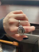 Reloj de anillo creativo para Mujer, de cuarzo, elástico, de acero y plata de lujo, Reloj de anillo de dedo