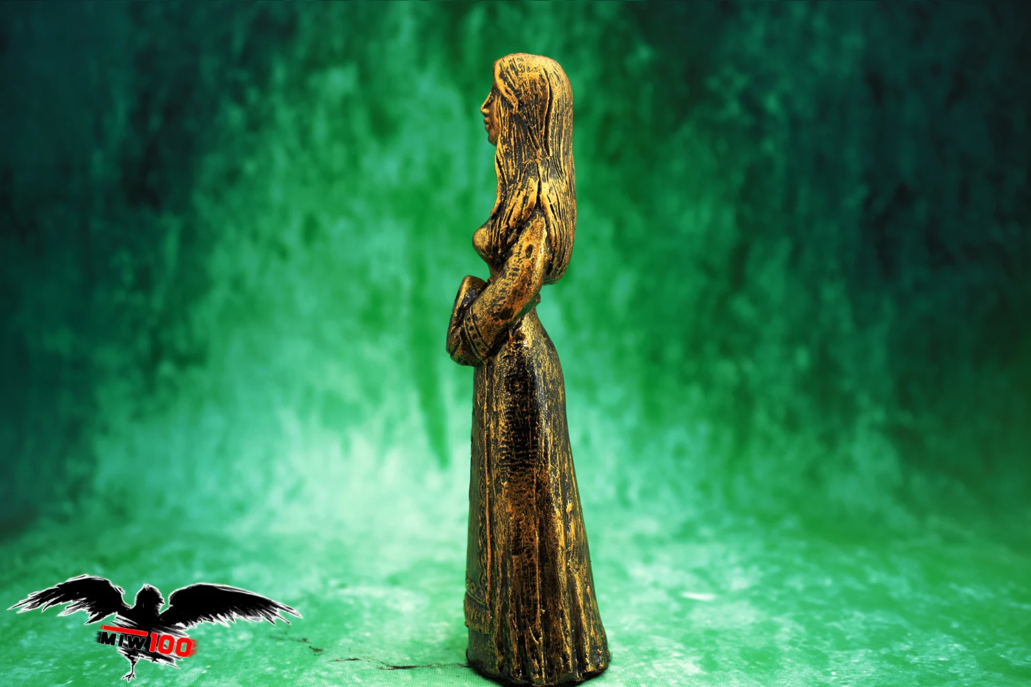 Lada Slavonic goddess of love, molvinets obereg ladinets, figures for decor in the House, pagan gods