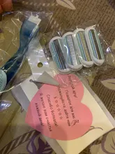 1pc de mango + 4pc cuchillas de las mujeres afeitar cuerpo bajo el brazo, piernas pelo de afeitar de hoja de afeitar la cabeza del reemplazo para Gillette Venus