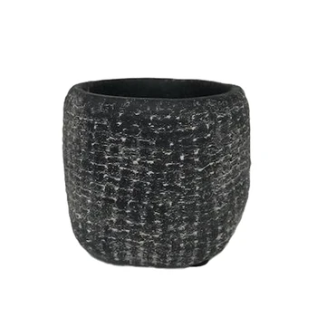 

Kyan Pot Siyah Seramik Saksı (10,5X9 CM)