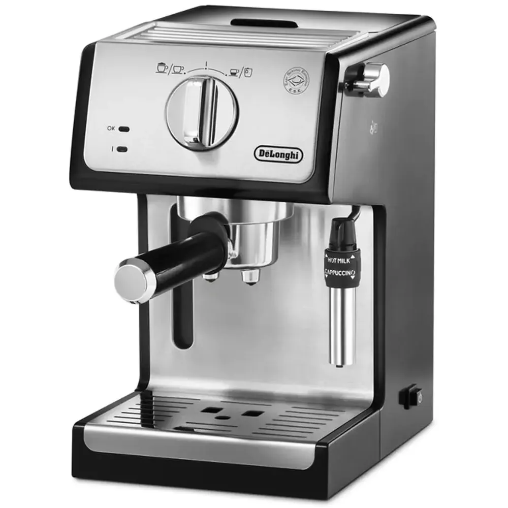 Аппарат для эспрессо и капучино Delonghi ECP 3531. Машина приготовления на кухне