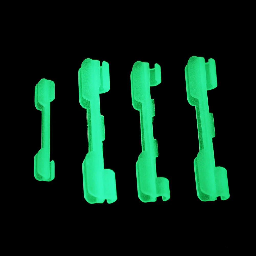 6Pcs Night Fishing Glow Stick Fishing Rod Tip Light Holder Clip Utilizzato Sull'Alimentatore Per Canna Da Pesca Per Stick Di Luce Fluorescente Chimica