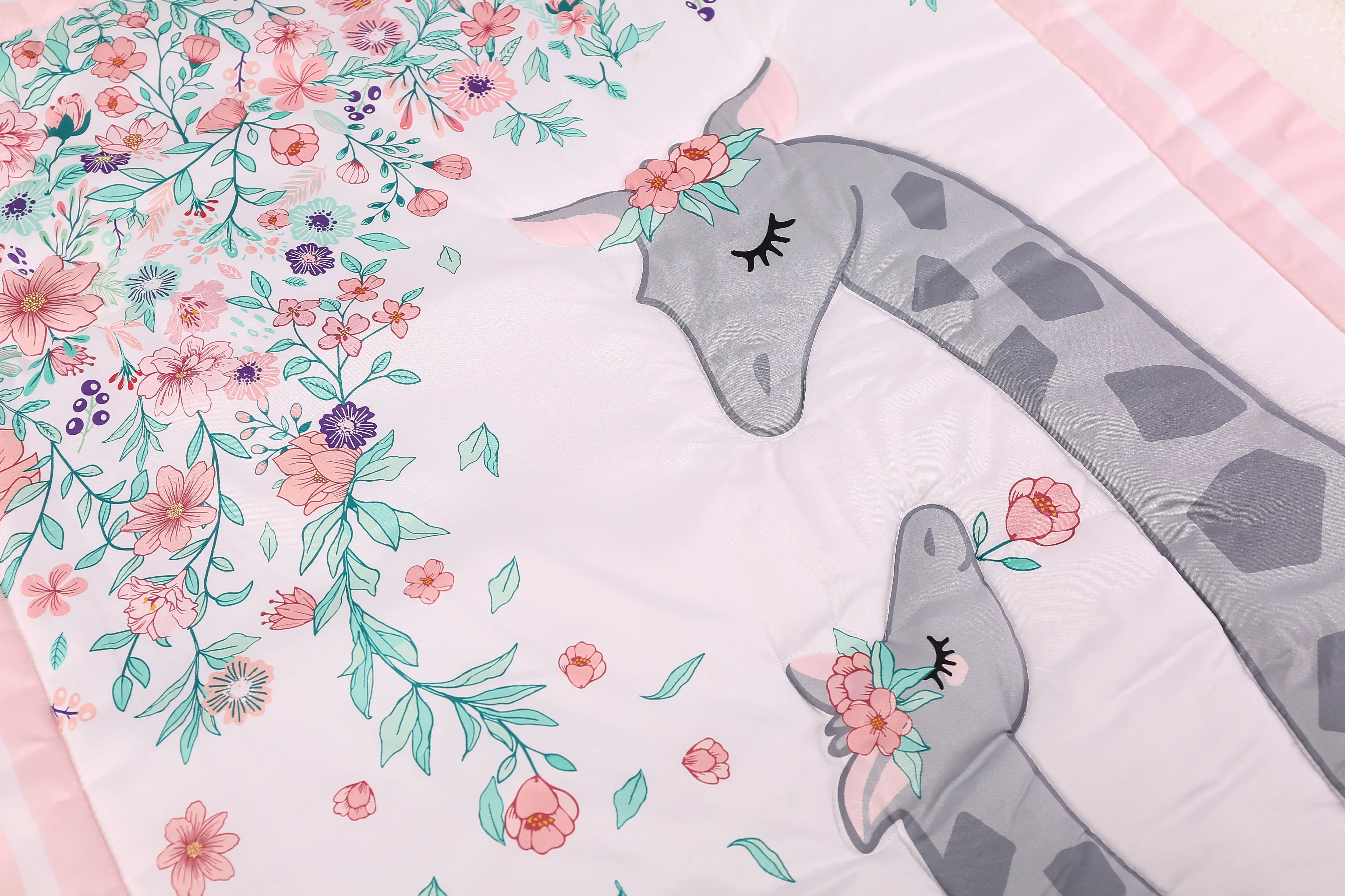 Pink Giraffe Crib Bedding Set 6