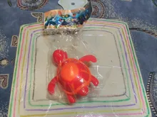 Juguetes de baño con forma de tortuga y Delfín para bebés, 1 Uds., juguete para nadar, accesorios para piscina, Color al azar