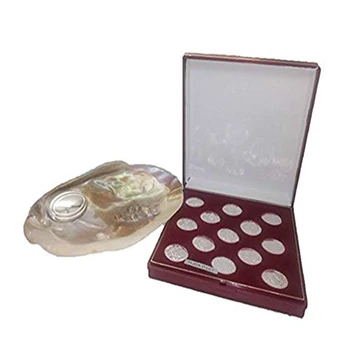 

Docolastra Arras's wedding sets scripture with natural shell