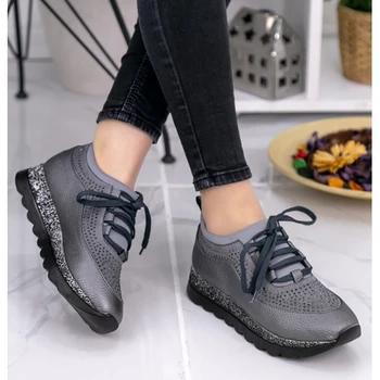 

Poppy Gray Skin Sport Shoes