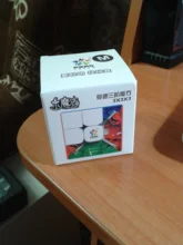 YuXin-cubo mágico magnético de 3x3 velocidades para niños, cubo mágico ligero, pegatinas, pegatina blanca y negra, juguetes para niños